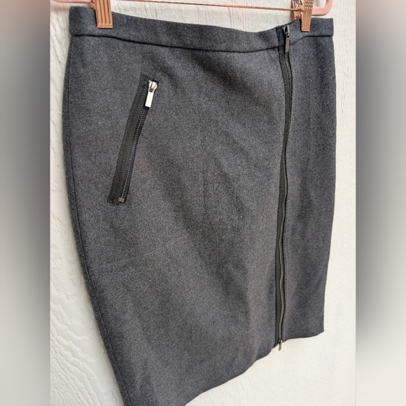 J. Crew Charcoal Gray 100% Wool Zip Pencil Skirt Women's Size 8 - Picture 2 of 5